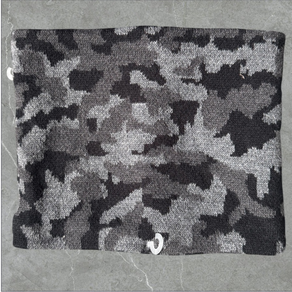 2 for $30 🆕Camouflage Knit Neck Warmer with Fleece Lining